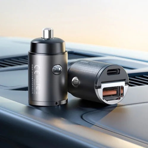 TrackPro CarSuper ™ Mini Charger GPS